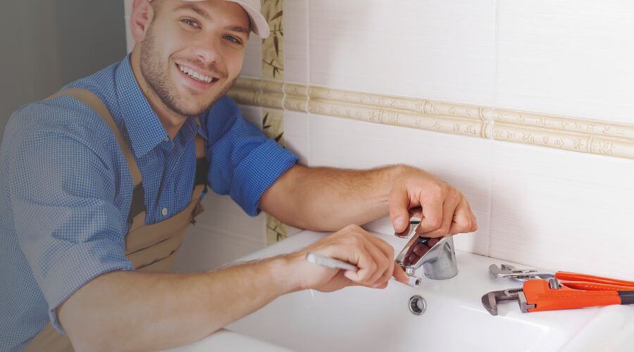 Handle or spout repair in Lecompton, KS